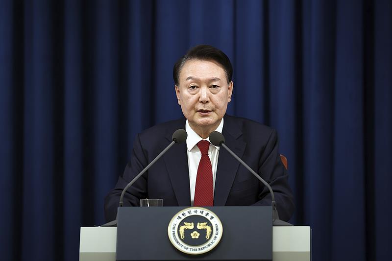 韩国总统尹锡悦发表讲话向韩国民众道歉 承诺不会有第二次戒严  第1张